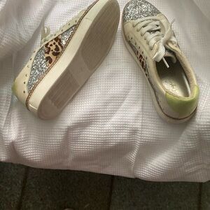 Crown vintage sneakers, slightly worn